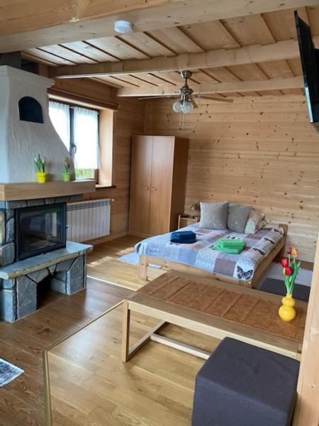Domek Koniec Swiata Dzianisz Exteriér fotografie
